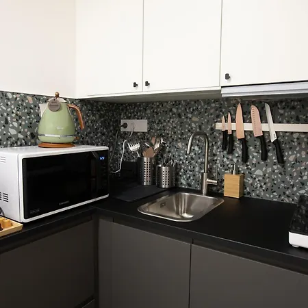 Appartamento Designed Near The Bus Station!